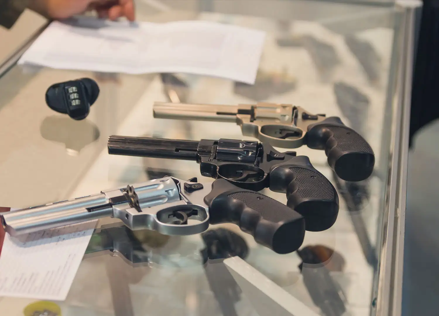 pawn-shop-and-gunsmith-54